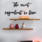 Stenski napis - secret ingredient
